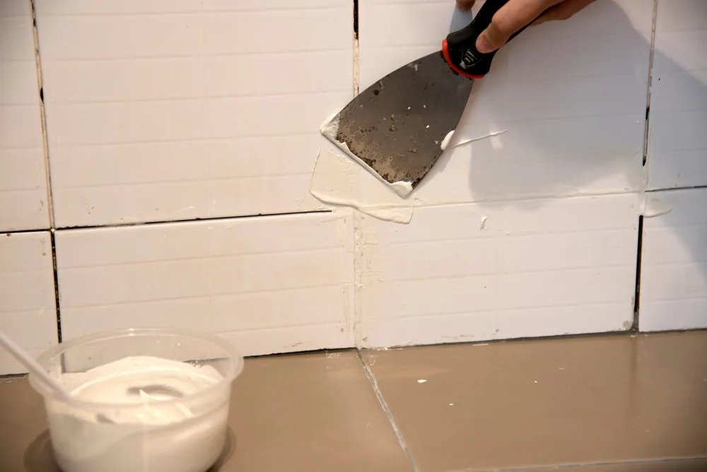 Should You Caulk Or Grout Shower Corners? (Choose This!)
