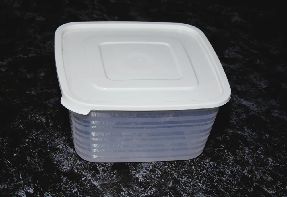 How To Get Stains Out Of Tupperware: 7 Easy DIY Methods