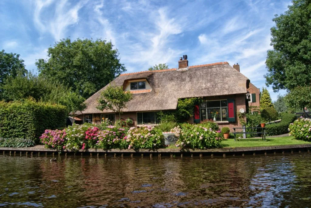 cottage